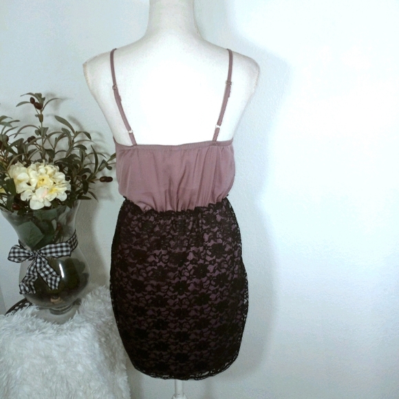 XHILARATION RUFFLE & LACE DRESS SZ.M EUC - Picture 4 of 6